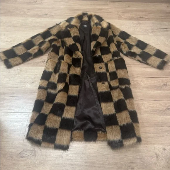 UGG Black and Tan Checkered Faux Fur Coat - Picture 2 of 5